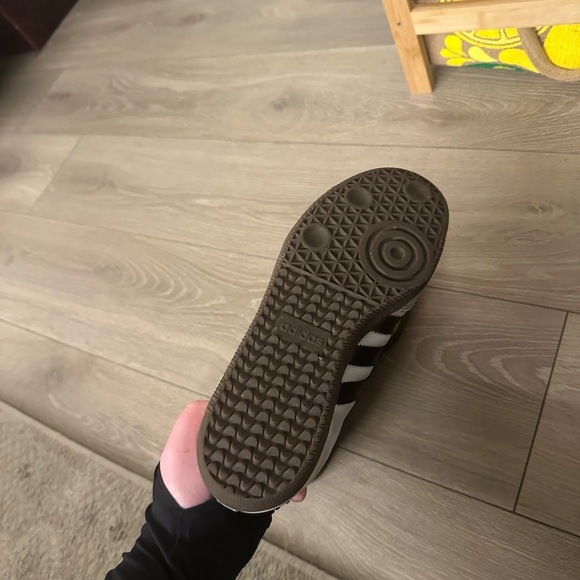 Adidas Women's White and Black Sambas Sneakers - Picture 4 of 5